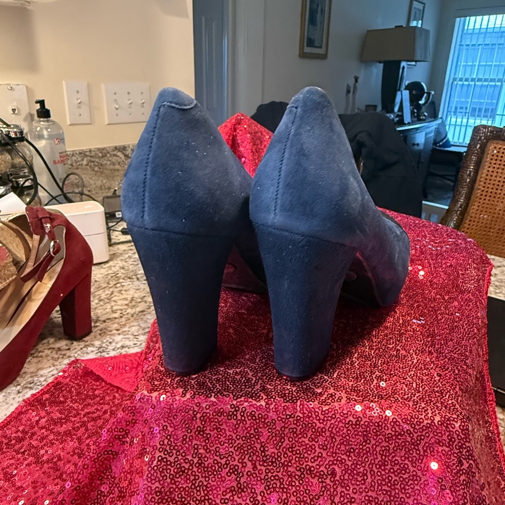 Nine West Blue and Black Heels - Picture 5 of 5